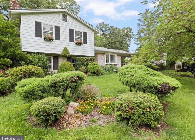 Property at 1928 Hull Rd, Vienna, VA 22182, 4 beds, 2.5 baths