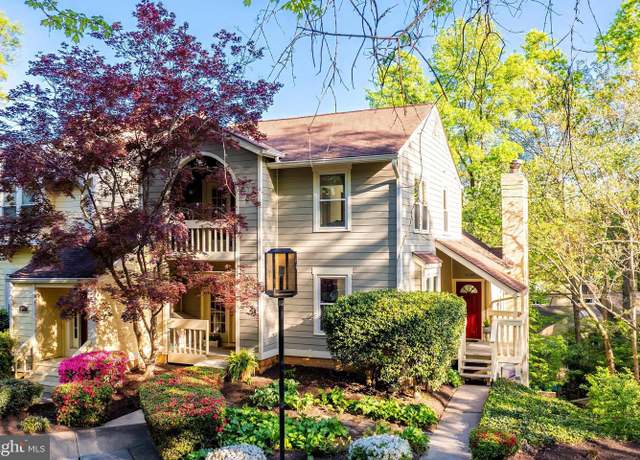 Property at 11135 Watermans Dr, Reston, VA 20191, 4 beds, 3.5 baths