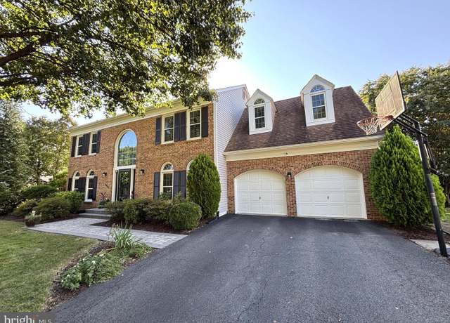 Property at 15411 Eagle Tavern Ln, Centreville, VA 20120, 5 beds, 3.5 baths