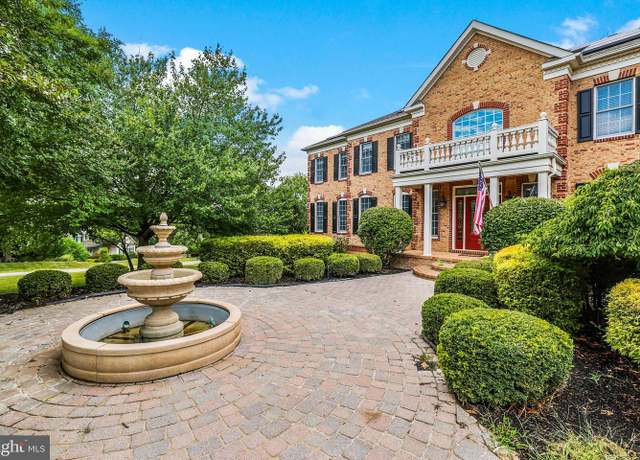 Property at 40656 Canongate Dr, Leesburg, VA 20175, 5 beds, 7 baths