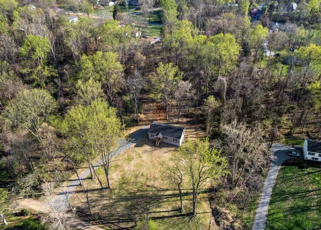 Property at 268 Dawn Ln, Harpers Ferry, WV 25425, 4 beds, 2 baths