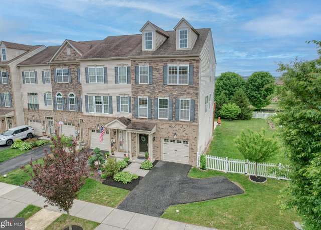 Property at 1591 E Matisse Dr, Middletown, DE 19709, 3 beds, 2.5 baths