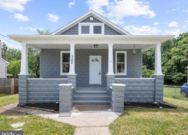 Property at 705 Matthews Ave, Baltimore, MD 21225, 3 beds, 2 baths