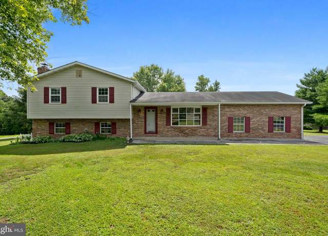 Property at 7514 Glen Albin Rd, La Plata, MD 20646, 3 beds, 2.5 baths