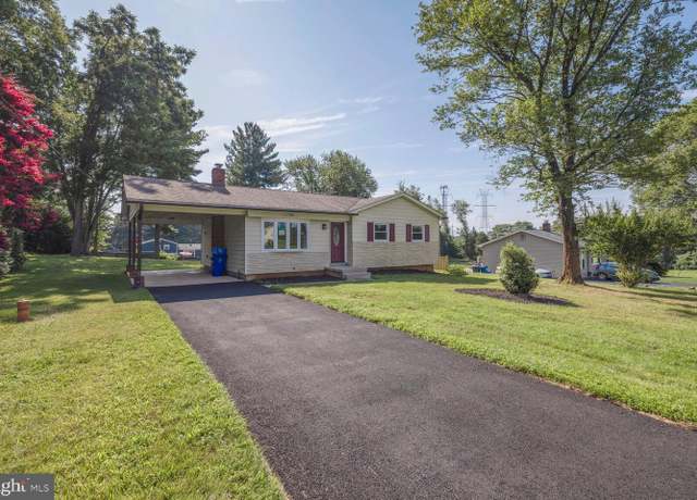 Property at 17305 Flagstone Dr, Germantown, MD 20874, 3 beds, 1.5 baths