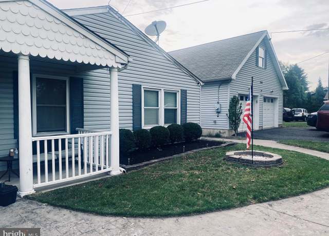 Property at 2103 Route 130, Roebling, NJ 08554, 3 beds, 1.5 baths