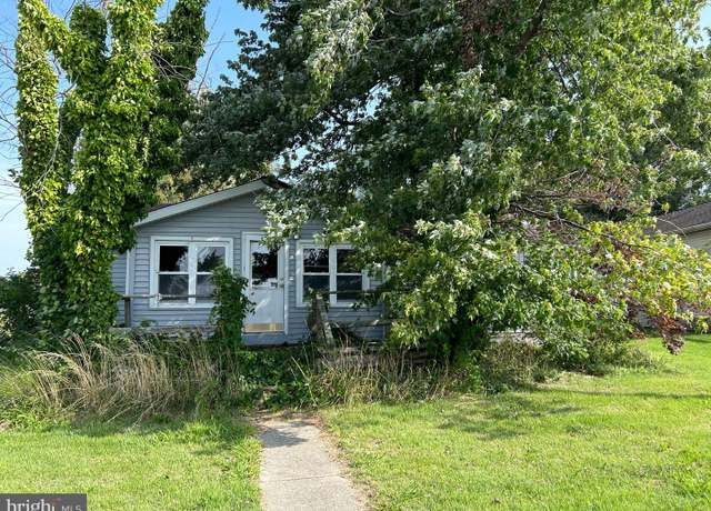 Property at 12 Laura Ave, Fortescue, NJ 08321, 2 beds, 1 bath