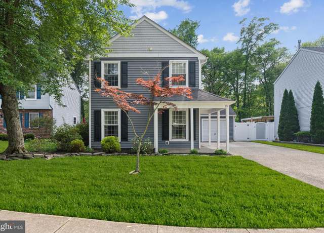 Property at 15 Woodvale Dr, Atco, NJ 08004, 3 beds, 2.5 baths