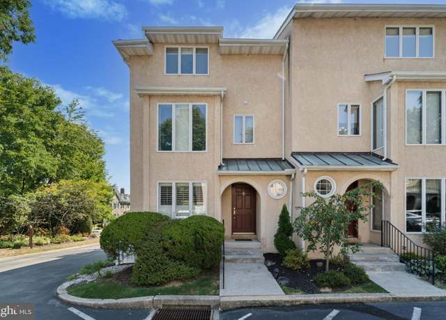 Property at 104 Bleddyn Rd #5, Ardmore, PA 19003, 3 beds, 3 baths