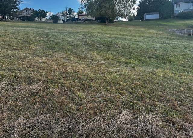 Property at 719 Shawnee Dr, Auburn, PA 17922