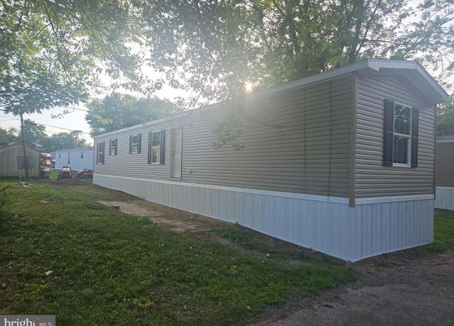 Property at 300 Ridge Rd #41, Etters, PA 17319, 3 beds, 2 baths