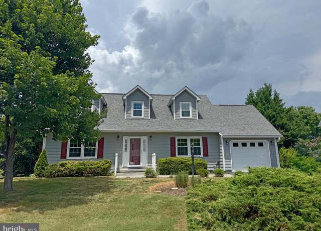 Property at 108 Meadowbrooke Pl, Winchester, VA 22602, 4 beds, 2 baths