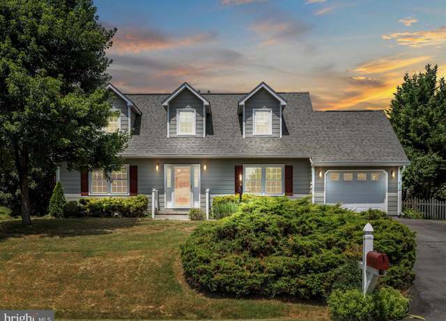 Property at 108 Meadowbrooke Pl, Winchester, VA 22602, 4 beds, 2 baths
