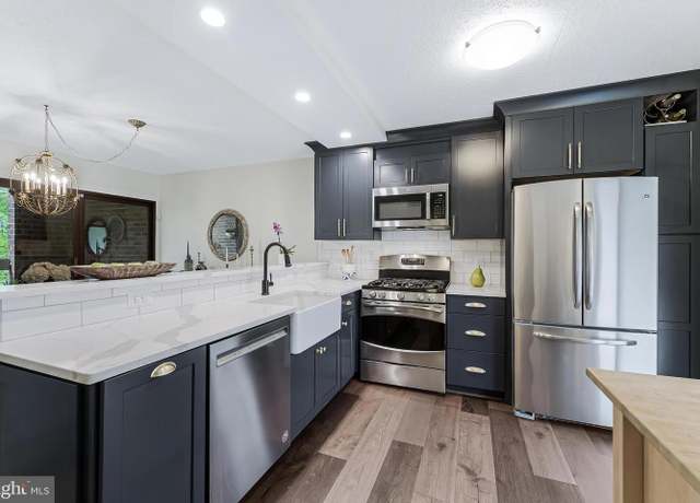 Property at 1568 Moorings Dr Unit 11B, Reston, VA 20190, 2 beds, 1.5 baths