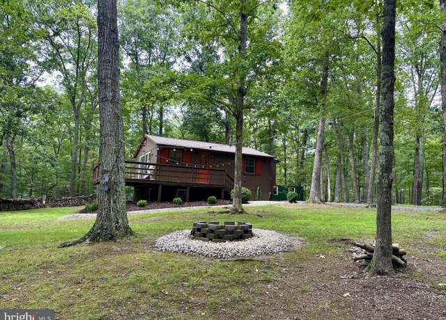 Property at 226 Cabin Dr, Hedgesville, WV 25427, 2 beds, 1 bath