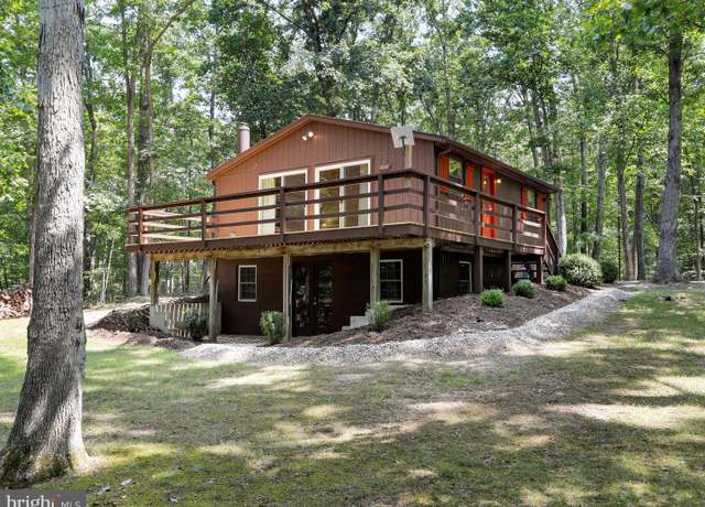 Property at 226 Cabin Dr, Hedgesville, WV 25427, 2 beds, 1 bath