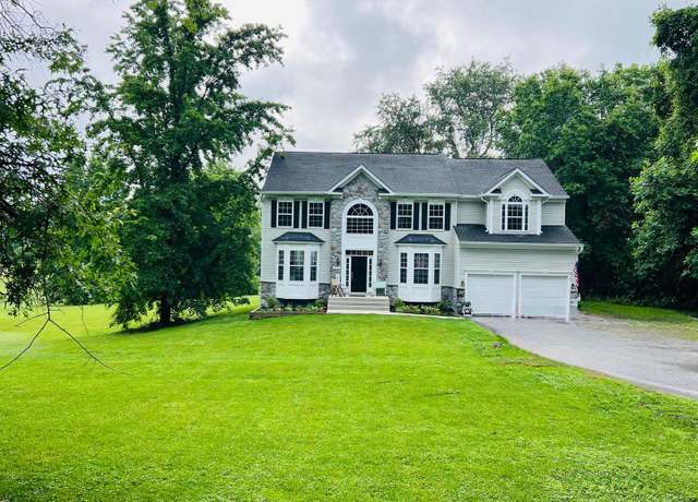 Property at 219 Emilys Way, Davidsonville, MD 21035, 7 beds, 3.5 baths
