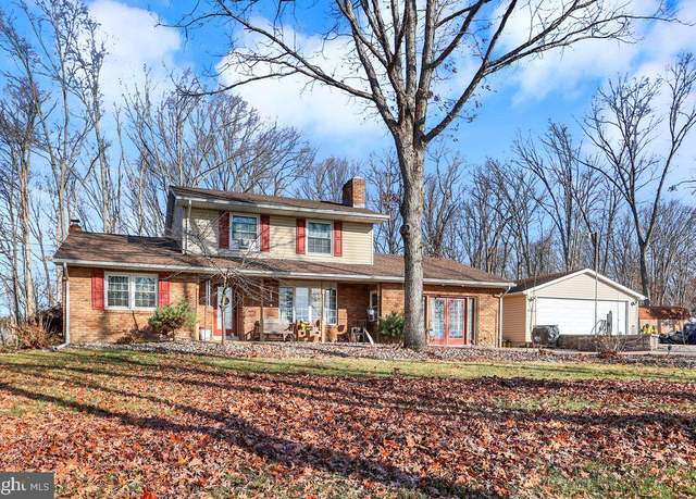 Property at 836 Stoney Point Rd, East Berlin, PA 17316, 3 beds, 2.5 baths
