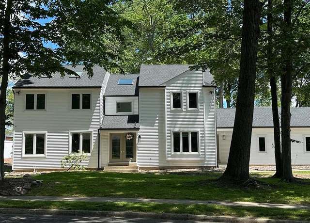 Property at 402 Ramsey Rd, Yardley, PA 19067, 4 beds, 2.5 baths
