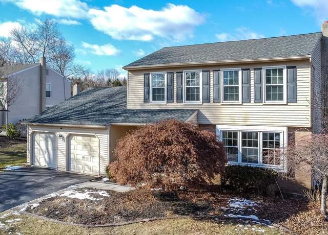 Property at 102 Brunswick Pl, Lansdale, PA 19446, 3 beds, 1.5 baths