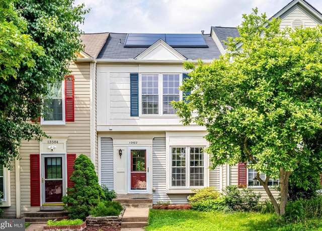 Property at 13582 Highland Mews Ct, Herndon, VA 20171, 3 beds, 2.5 baths