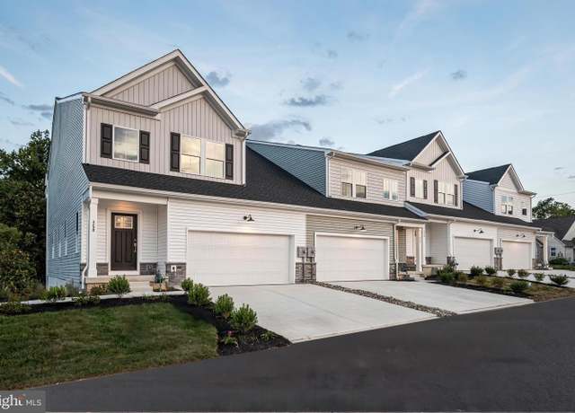 Property at 634 Arrowgrass Ln, New Castle, DE 19720, 3 beds, 2.5 baths