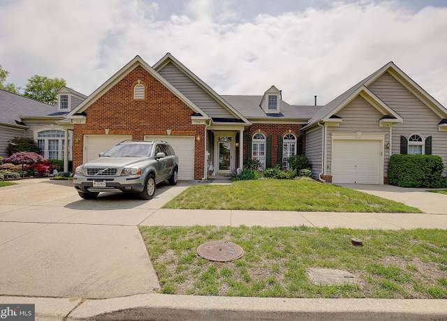 Property at 316 Colony Point Pl, Edgewater, MD 21037, 3 beds, 2.5 baths