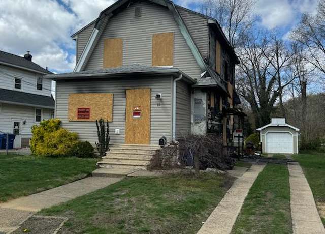 Property at 15 E Woodlawn Ave, Maple Shade, NJ 08052, 3 beds, 1 bath