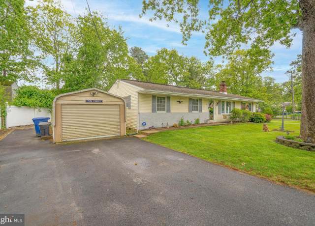 Property at 64 Sepulga Dr, Browns Mills, NJ 08015, 3 beds, 1.5 baths