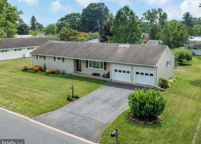Property at 1408 Curtin St, State College, PA 16803, 4 beds, 2 baths