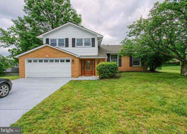 Property at 3900 Mark Ave, Harrisburg, PA 17110, 4 beds, 2.5 baths