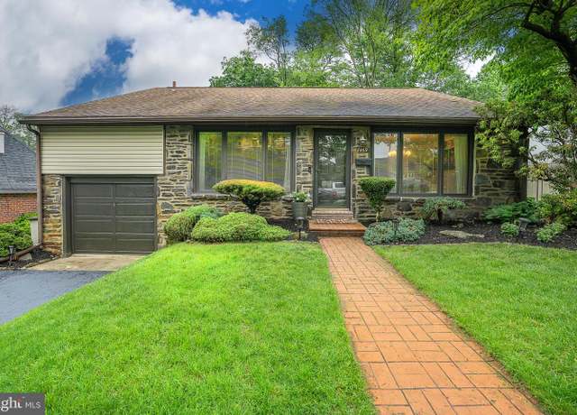 Property at 1469 Windsor Park Ln, Havertown, PA 19083, 4 beds, 2.5 baths