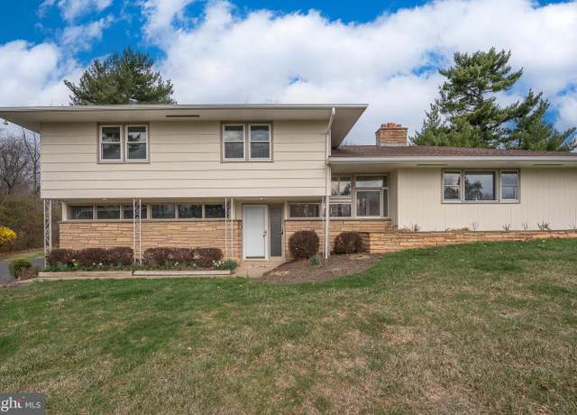 Property at 1435 N Trooper Rd, Norristown, PA 19403, 3 beds, 1.5 baths