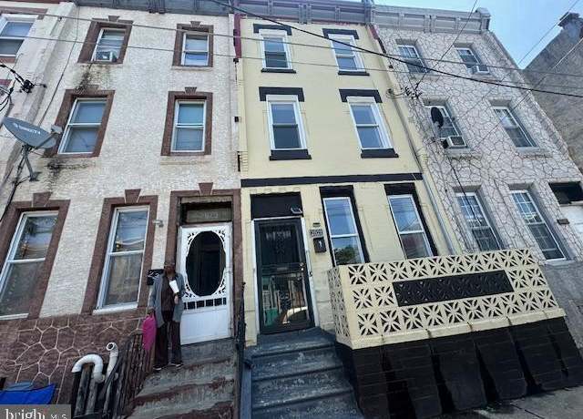 Property at 2521 N 12th St, Philadelphia, PA 19133, 3 beds, 1.5 baths