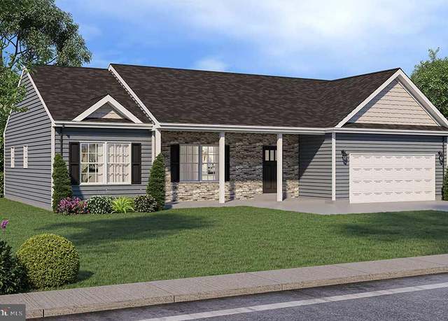 Property at 8 Country Club Rd, Ashland, PA 17921, 3 beds, 2 baths