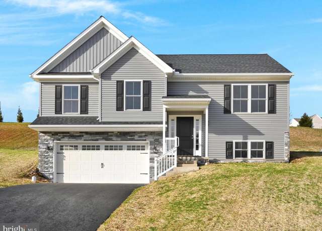 Property at 564 Monocacy Trl, Spring Grove, PA 17362, 3 beds, 3 baths