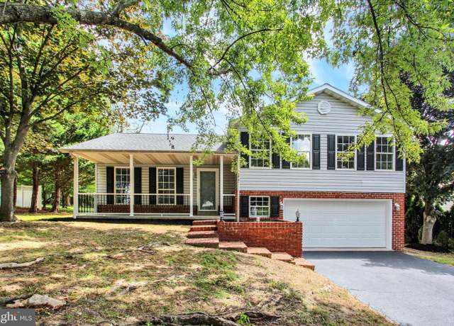 Property at 66 Gardenia Dr, Hanover, PA 17331, 3 beds, 2.5 baths
