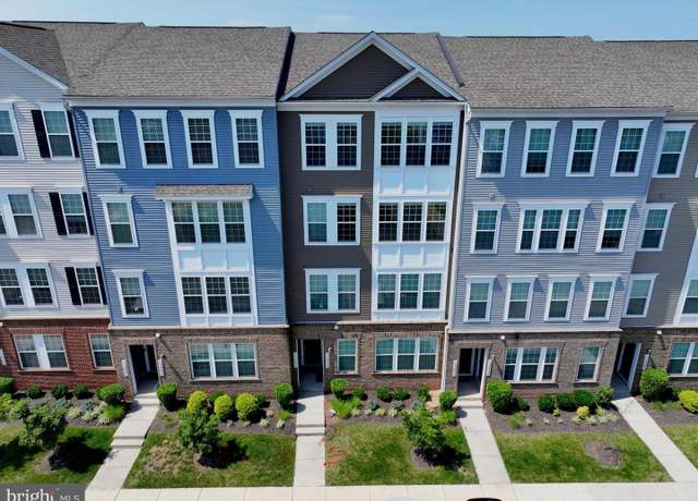 Property at 13891 Gary Fisher Trl, Gainesville, VA 20155, 3 beds, 2.5 baths