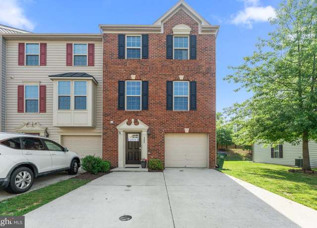 Property at 300 Brenton Rd #14, Fredericksburg, VA 22405, 3 beds, 2.5 baths