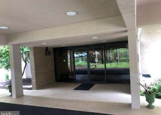 Property at 6100 Westchester Park Dr #814, College Park, MD 20740, 2 beds, 2 baths