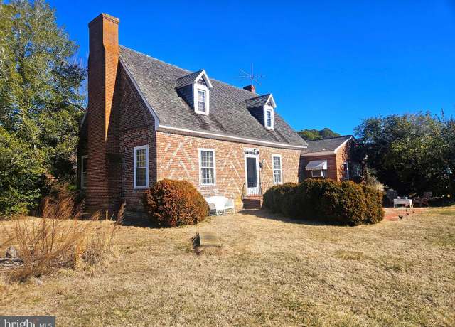 Property at 12025 Fassitt Ln, Berlin, MD 21811, 3 beds, 1.5 baths