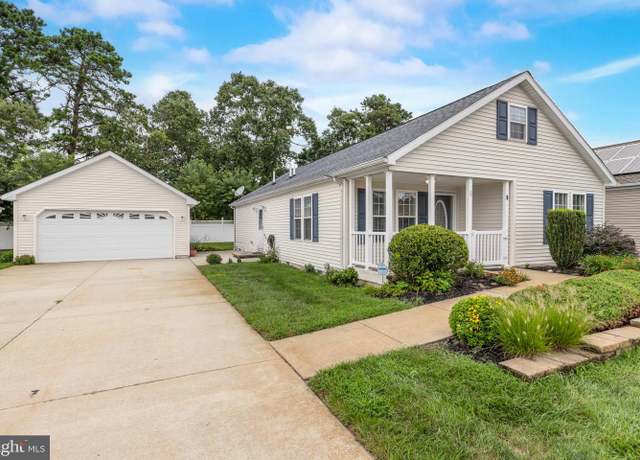 Property at 8 Liberty Dr, Millville, NJ 08332, 2 beds, 2 baths