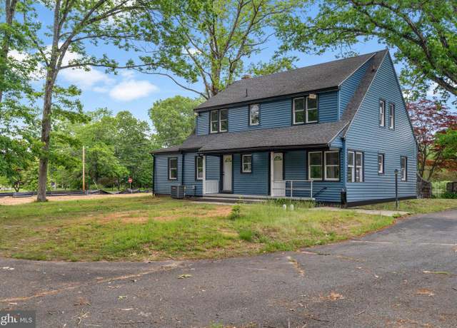 Property at 312 Madison Ave, Newfield, NJ 08344, 4 beds, 2 baths