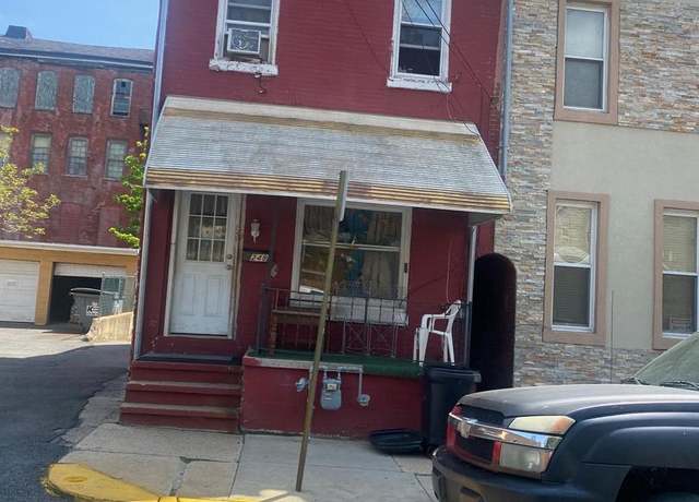 Property at 248 Greenwich St, Reading, PA 19601, 3 beds, 1 bath