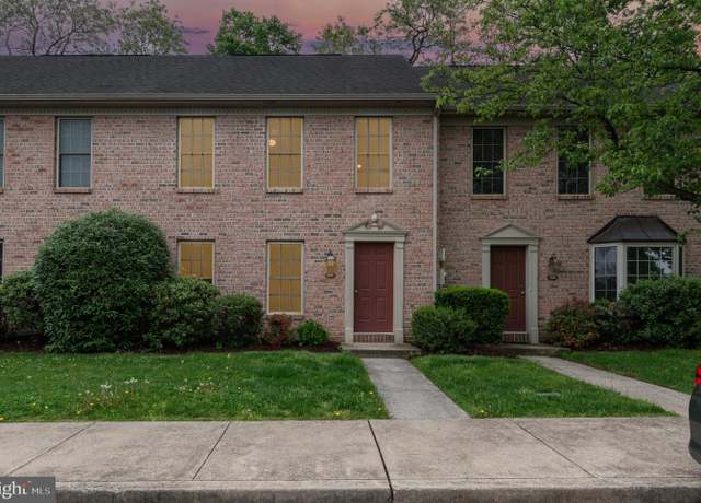 Property at 332 Stonehedge Ln, Mechanicsburg, PA 17055, 3 beds, 2.5 baths