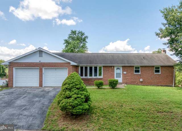 Property at 52 Thornwood Rd, Harrisburg, PA 17112, 3 beds, 3 baths
