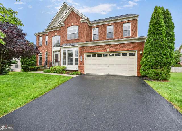 Property at 42435 Ibex Dr, Sterling, VA 20166, 5 beds, 4 baths