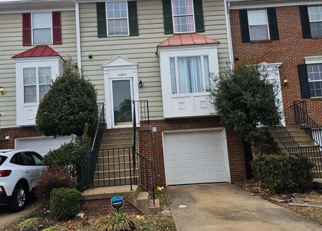 Property at 15062 Ardmore Loop, Woodbridge, VA 22193, 3 beds, 3.5 baths