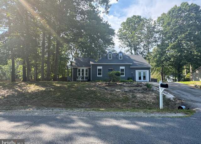 Property at 10800 Crestwood Dr, Spotsylvania, VA 22553, 3 beds, 2 baths