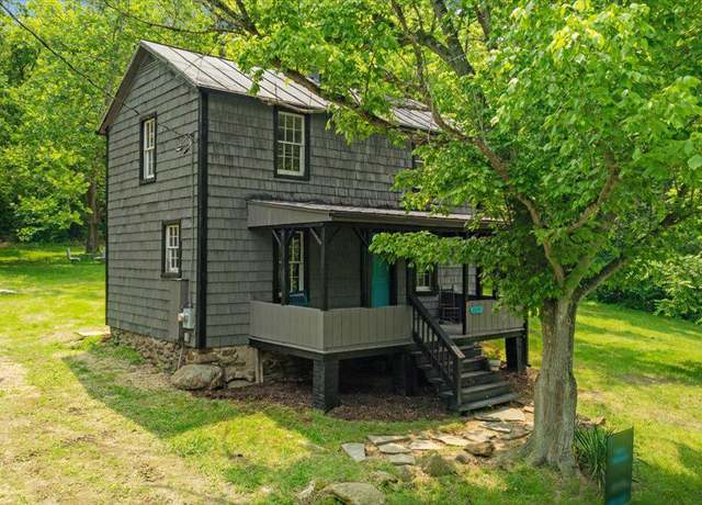Property at 2245 Buck Mountain Rd, Bentonville, VA 22610, 2 beds, 1.5 baths